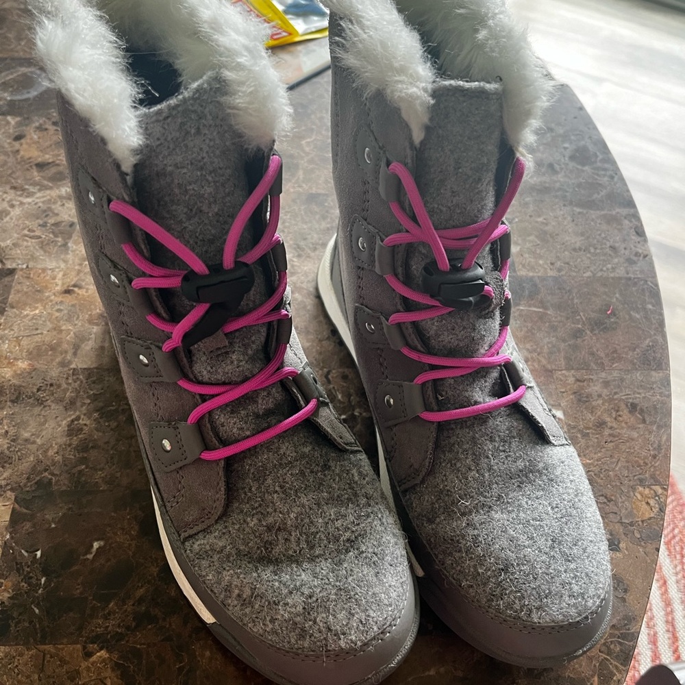 Girls boot